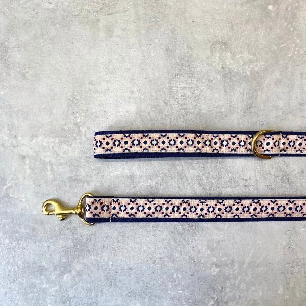 Hunni Mosaic // Handgefertigte Hundeleine mit Messingdetails (Mosaik)