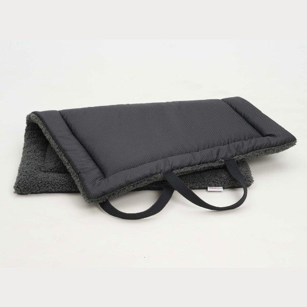 Dogs in the city Matti // Rutschfeste Reisematte für Hunde (Graphit)