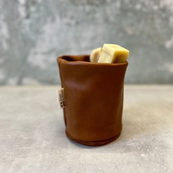 Bone and Bites, Kaja // Halter für kleine Aufbewahrung aus schönem Leder