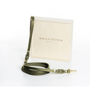 Butter Olive City Leash // Klassische Hundeleine aus weichem Leder (olivgrün)