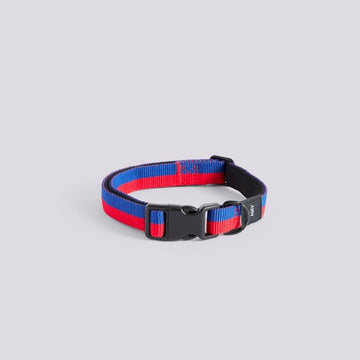 HAY Dogs Flat // Verstellbares Halsband aus weichem Nylon (rot/blau)