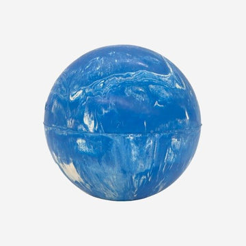 Hevea Planet Ball // Naturkautschukball mit Platz für Leckerlis