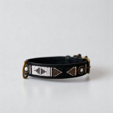 Zinj Swahili // Handgemachtes Hundehalsband mit Perlen