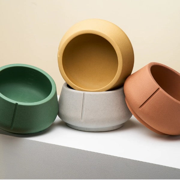 Pino Bowl // Auslaufsicherer Hundenapf für lange Ohren (grau)