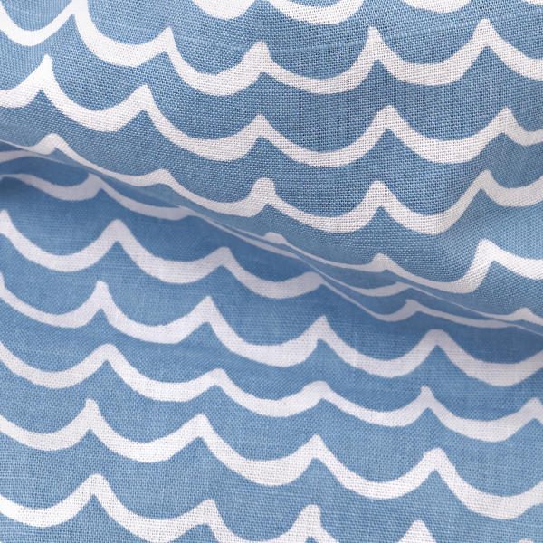 Gesichtsmaske Perfect Wave // Gesichtsmaske aus Stoff mit blauen Wellen