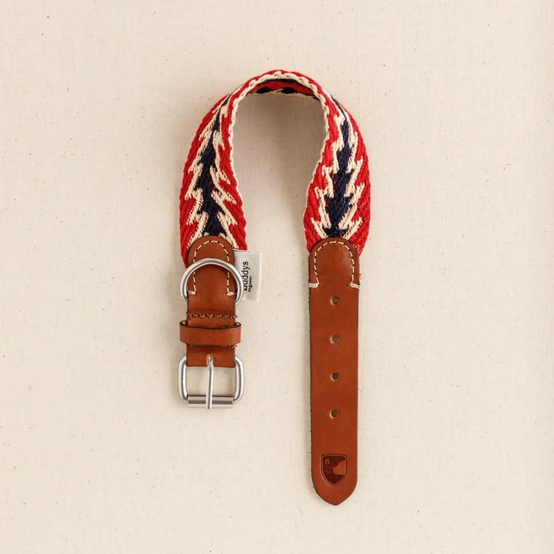 Buddys Dogwear Peruvian Arrow // Breites und leichtes Halsband (rot)