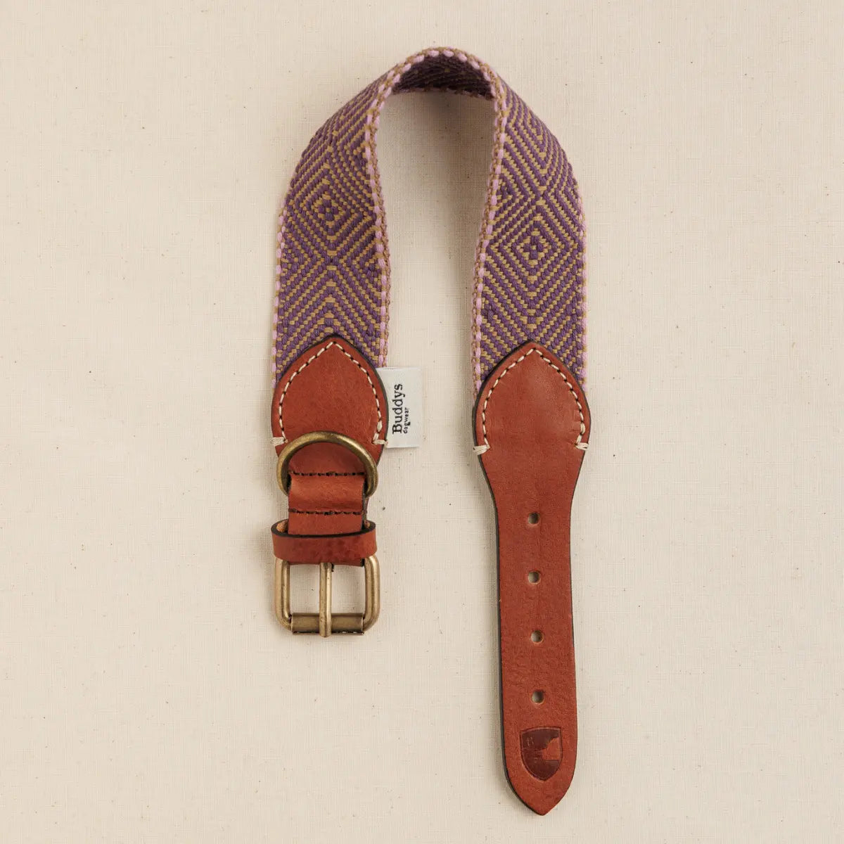 Buddys Dogwear Capri Bella // Breites und leichtes Halsband (braun/lila)