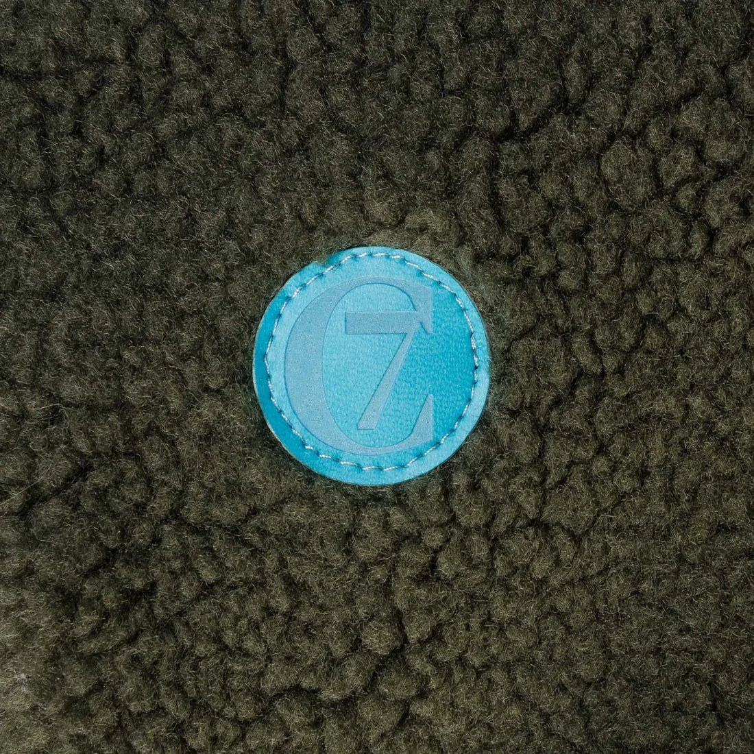 Cloud7 Cornwall, Mynde // Teddypullover mit Beinen (oliv)