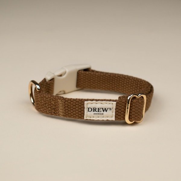 Mein erstes Halsband // Verstellbares Welpenhalsband (braun)