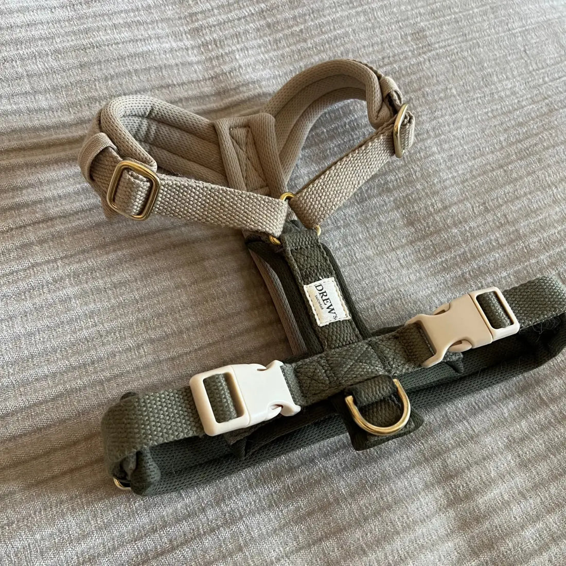 Drew's Dogwear Olive Pro // Verstellbares Y-Geschirr (grün/beige)