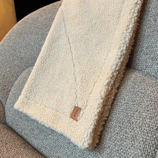 Drew's Dogwear Teddy // Weiche Hundedecke aus Teddyfleece (beige)