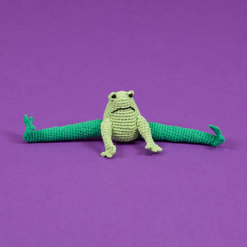 Ware of the Dog Crochet //  Økologisk hæklet legetøj (frø)