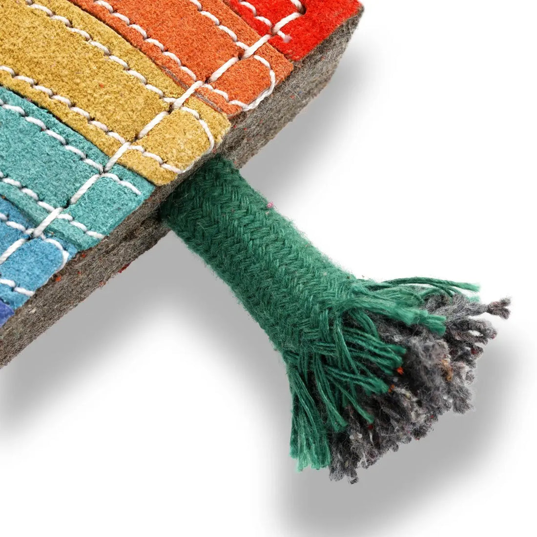 Rainbow Warrior // Bio-Hundespielzeug (Regenbogen)