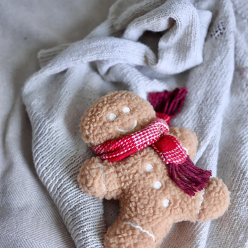 Lambwolf Mister Gingerbread // Weihnachtsteddybär mit lustigen Geräuschen