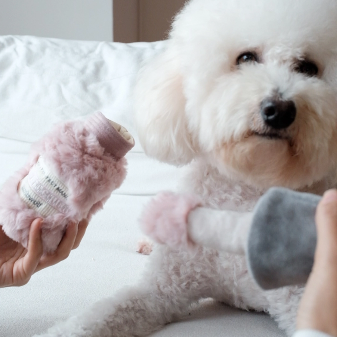 Lambwolf Nail polish // Legetøj med knitren og godbidslome