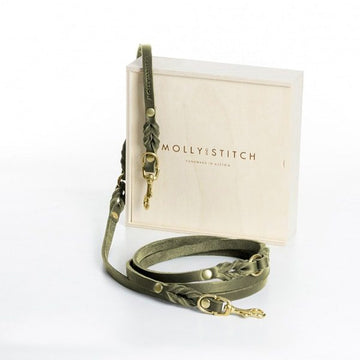 Butter Olive // Verstellbare Leine aus weichem Leder (olivgrün)