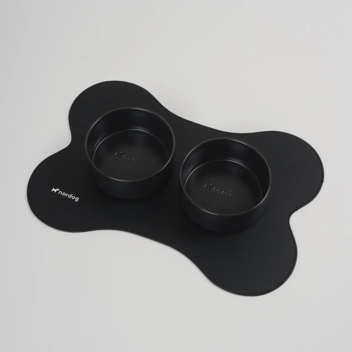 Nordog Tischset // Wasserfestes Tischset für Hundenäpfe (schwarz)